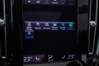 Volvo XC40 1.5 T5 Plug-in hybrid Ultimate Dark, Pano, Leder / 22