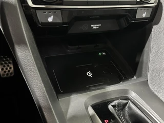 Honda Civic 1.0 i-VTEC Executive|PANO|KEYLESS|LANE ASSIST / 28