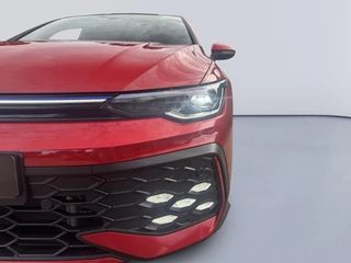 Volkswagen Golf 1.5 eHybrid GTE / 5JR Garantie / Pano / Trekhaak / 360 / HUD / DCC / Matrix / 10