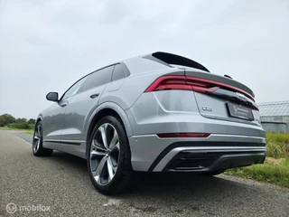Audi Q8 55 TFSI e Quattro S-Line / Nachtzicht / HUD / Sfeer / 42