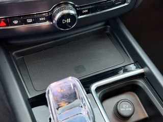 Volvo XC60 2.0 T6 AWD Ultra Black Edition Panodak H&K 360 Camera / 44