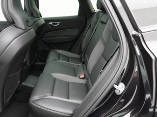 Volvo XC60 2.0 T6 AWD + Black Edition 350PK Pano | Trekhaak / 21