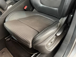 Renault Grand Scenic 1.3 TCe Bose | 7-Pers | Leder/Alcantara | Panorama voorruit | Massage stoel | BOSE Sound | Navigatie | Camera / 46