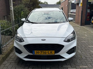 Ford Focus Wagon 1.0 EcoBoost ST Line Business / 7