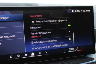 BMW X5 xDrive50e M-Sport Pro  | Vierwielbesturing | Trekhaak | Spoilerpakket | H&K | Panoramadak | Luchtvering / 44