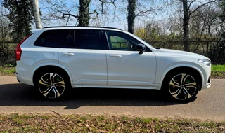 Volvo XC90 2.0 T8 Recharge AWD R-Design . 22 inch . Camera / 2