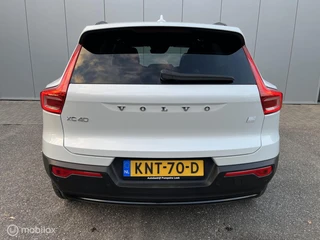 Volvo XC40 1.5 T4 Plug-in Hybrid 211PK Plus Dark H&K/PANODAK / 7