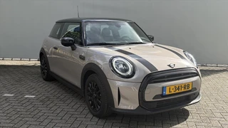 MINI Mini 3-Deurs (f56) 1.5 136pk Cooper l Automaat l Schuifkantel Pano Dak l / 14