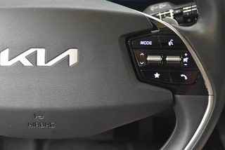 KIA Niro 1.6 GDi Hybrid 141pk DCT6 DynamicLine / 19