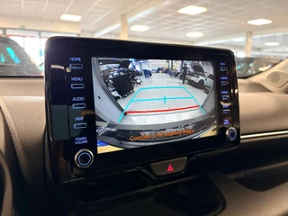 Toyota Yaris 1.5 Hybrid Style / LED / head-up / panoramadak / camera / keyless / 21