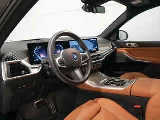 BMW X5 xDrive50e M-Sport Panoramadak | Massage | Harman Kardon / 7