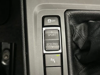 BMW X1 SDrive18i Centennial High Executive | Trekhaak | Leder | Navigatie | Stoelverwarming | Cruise/Control | Climate Control | / 39