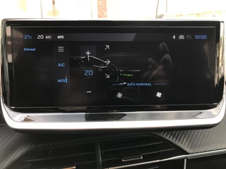 Peugeot 208 Allure PureTech 100pk / 19