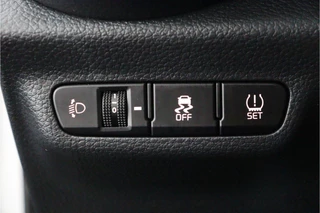 Kia Picanto 1.0 DPI DynamicLine  - Achteruitrijcamera - Navigatie - Airco - Cruise Control - Apple Carplay / Android Auto - Fabrieksgarantie tot 05-2031 / 22