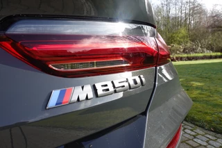 BMW 8 Serie M850i xDrive High Executive  | Carbon Core | Adaptive Cruise | Full Option! | / 18