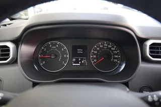 Dacia Duster 1.3 TCe 150 Journey|Camera|Carplay|Trekhaak|Clima|Cruise|Facelift model! / 22