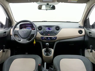 Hyundai i10 1.0i i-Motion / 16