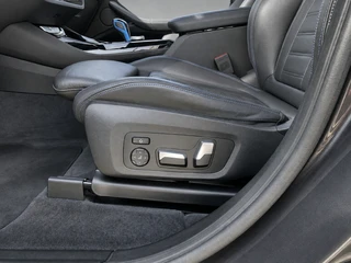BMW iX3 M Sport High Executive 80 kWh | 1e eigenaar | dealer onderhouden | panoramadak | leder interieur | SOH accu 99.5% / 27