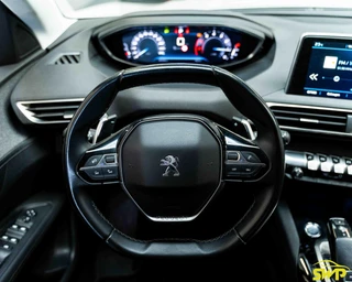 Peugeot 3008 1.2 PureTech Allure | Bi-tone | Navi | Camera | Keyless / 8