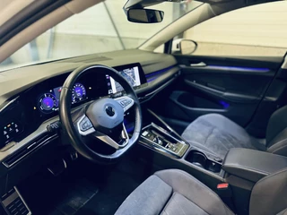 Volkswagen Golf 1.4 TSI eHybrid Navi/ CarPlay/ Stoelmassage / 10