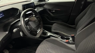 Peugeot 2008 1.2 PureTech Blue Lease Active NAVI CRUISE CARPLAY / 17