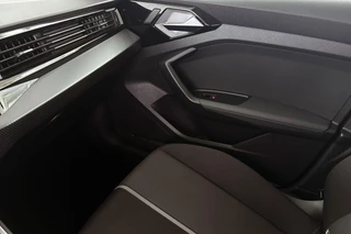 Audi A1 Sportback 30 TFSI Advanced / 32