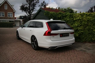Volvo V90 2.0 T4 R Design Pano | Trekhaak | Apple carplay | Pilot assist | / 36