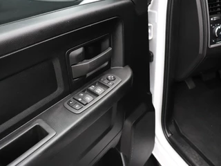 Dodge Ram 1500 classic | TREKHAAK | CRUISE | NAVI | PDC | / 17