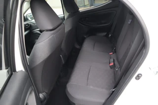 Toyota Yaris HYBRID 115 DYNAMIC COMFORT-PACK LED 16"LMV PRIVACY-GLASS ALL-SEASON BLISS PARK-SENSOREN STUUR/STOELVERW. / 20