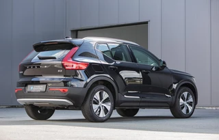 Volvo XC40 2.0 B3 Core MY2026|Leder|Keyless|PDC|Camera|Carplay / 5