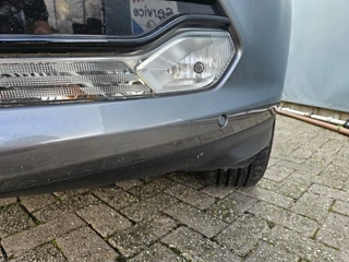 Ford Kuga 1.6 Titanium NAVI PDC TEL LM LEER TREKHAAK / 8