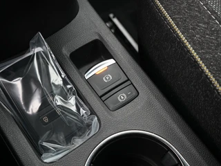 Renault Captur 1.8 E-Tech full hybrid 160 techno Automaat Private Lease 509 pm / 31