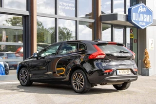 Volvo V40 2.0 T2 Inscription Parkeersensor achter|Bleutooth|Airco / 7
