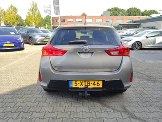 Toyota Auris 1.6 TREND TREKHAAK 1300KG TREKGEW 1E-EIG NL-AUTO DEALER ONDERHOUDEN STOELVERW 16'' LM-VELGEN CAMERA BLUETOOTH / 31