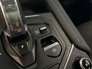 Lynk & Co 01 1.5 PHEV MY23 | BLACK-PACK | 6,6 KWH |ZWARTE HEMEL / 42
