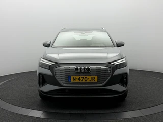 Audi Q4 e-tron 35 Launch edition 55 kWh SOH 90,6% | Elektrische Trekhaak | 110KW Snellaadvermogen | Full-Led | Carplay&Android / 27