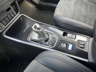 Mitsubishi Outlander 2.4 PHEV Intense+ 4WD 225 pk AUT. | 1e eigenaar | navigatie | trekhaak | elektr. v. stoel | carplay | alcantara / 33