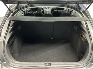 Citroen C4 1.2 PureTech Feel Collection CARPLAY TREKHAAK CRUISE ECC LM. / 33