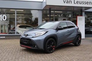 Toyota Aygo X 1.0 VVT-i S-CVT UNDERCOVER STOELVERW. JBL KEYLESS NAVI LED DAB APLLE/ANDROID CAMERA SENSOREN V+A