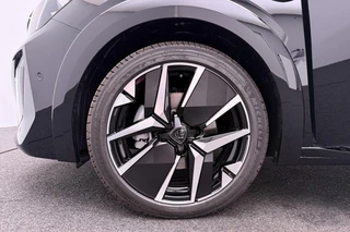 Peugeot 208 1.2 Hybrid 145 e-DCS6 GT Alcantara / 2+6 Jaar Garantie / 31