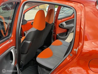 Toyota Aygo 1.0 VVT-i Comfort Orange AIRCO 5DRS TOERENTELLER / 13