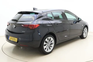 Opel Astra 1.4 Innovation Automaat | Navigatie | Camera | AGR Stoelen | Keyless | Climate control | Lichtmetalen velgen | Cruise control / 2