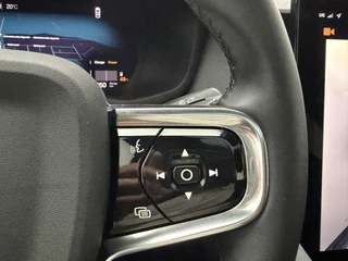 Polestar 2 Long Range Single Motor Plus 82 kWh SOH 98,6% Warmtepomp | Panoramadak | 360° Camera | Adaptive Cruise Control / 28