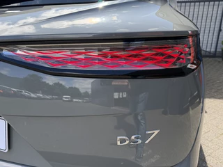 DS DS 7 225pk E-Tense Etoile (Elektrisch Schuifdak - Trekhaak - Elektrische klep - Leder incl verwarming/geheugen - Adaptieve Cruise Controle - LED - Camera) / 51