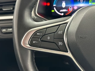 Renault Captur 1.6 E-Tech PHEV 160 Intens Groot Scherm + Navigatie | Parkeercamera | Cruise Control / 22