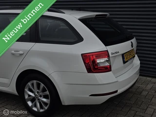 Skoda Octavia Combi 1.0 TSI Greentech Ambition Business / 9