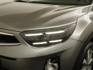 Kia Stonic 1.0 T-GDi MHEV DynamicPlusLine  - Apple/Android Carplay - Navigatie - Cruise Control - Stoel/Stuurverwarming - Lichtmetalen Velgen - Fabrieksgarantie t/m 28-01-2032 / 15