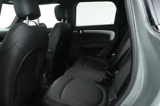 MINI Countryman Mini 1.5 Cooper S E ALL4 Chili  Panorama, Head Up, Automaat / 42