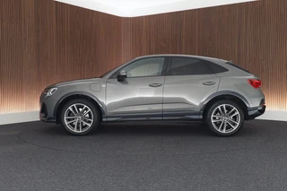 Audi Q3 Sportback 45 TFSIe 245pk S Edition S-Line LED Camera Keyless Navigatie Stoelverwarming / 7