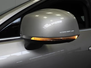 Volvo XC40 1.5 T4 Plug-In Hybrid Core Bright NAVI/CAMERA/LED/18"LMV! / 38